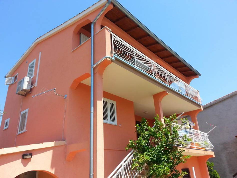 Apartment Tony - 2Bdr Beachfront 亚德里亚 外观 照片