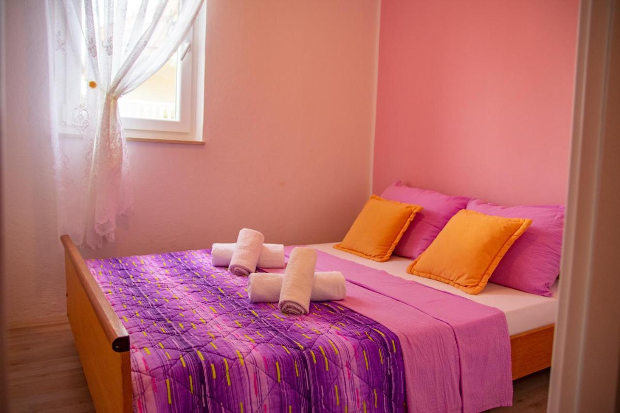 Apartment Tony - 2Bdr Beachfront 亚德里亚 外观 照片